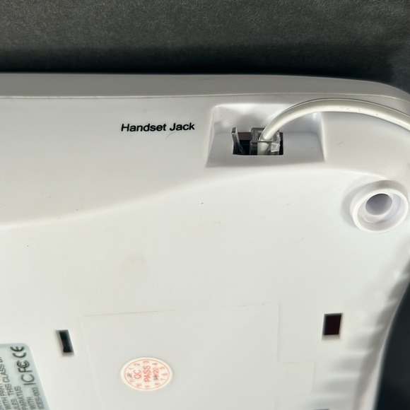 Advanced American Telephone Big Buttons 2 Line Hands Free White Corded Telephone - Picture 10 of 12